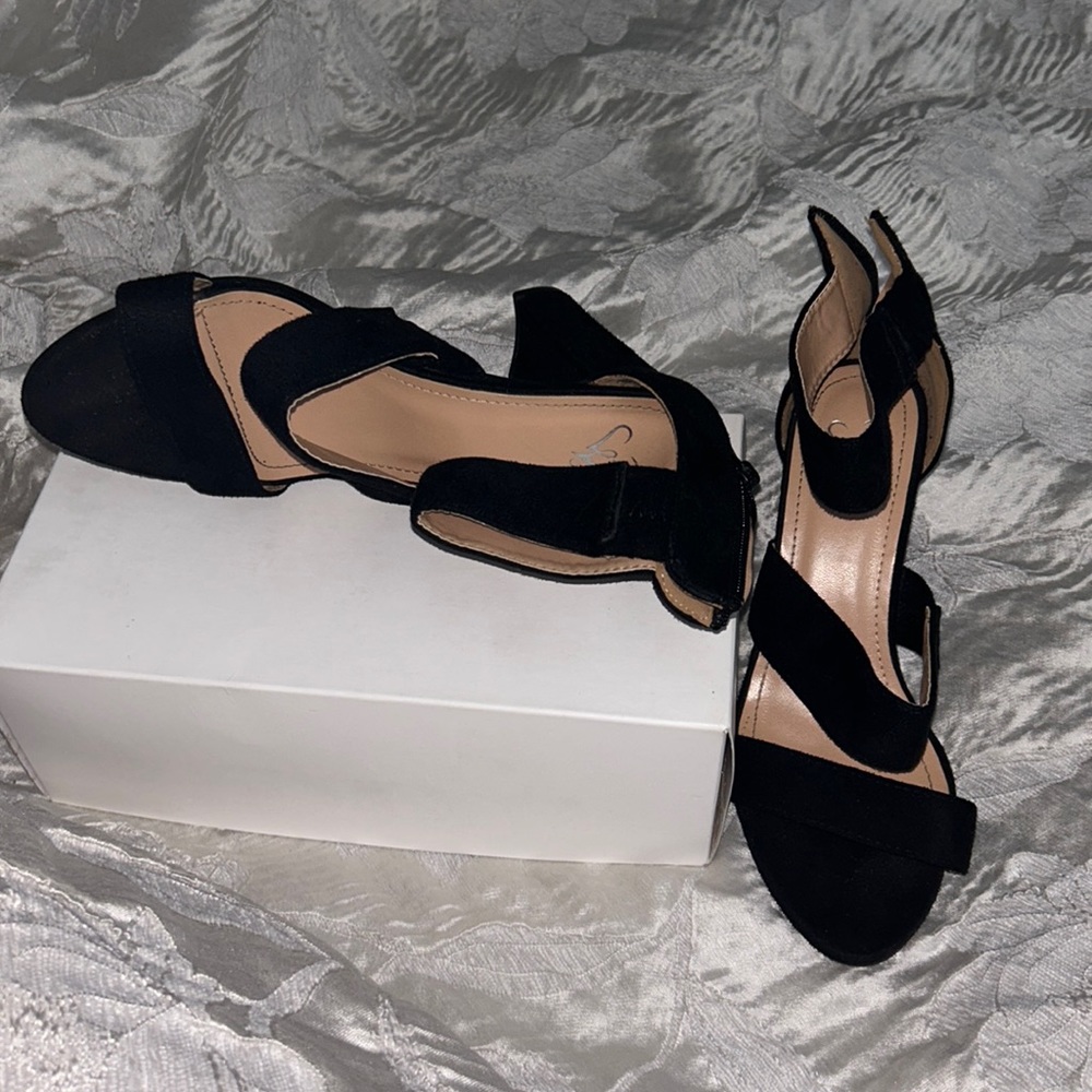 Windsor heels